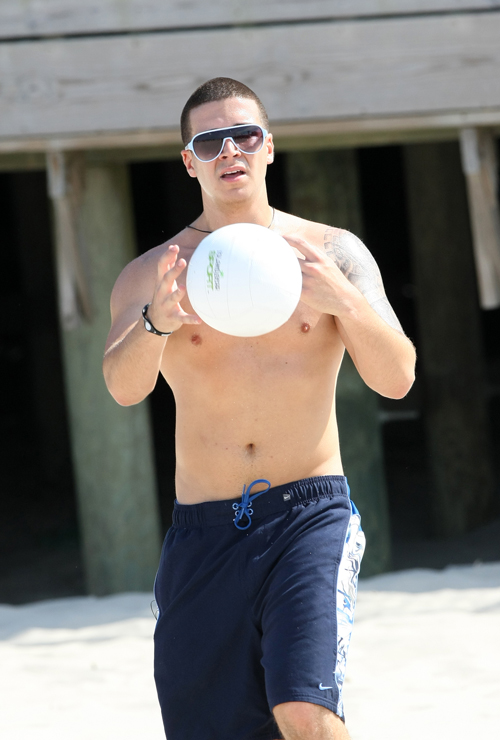 The Boys Of The Jersey Shore Play Some Volleyball