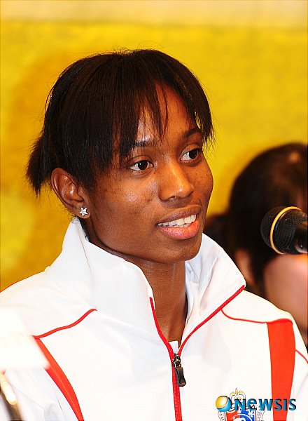 148555_464677912090_518292090_6181352_907257_n