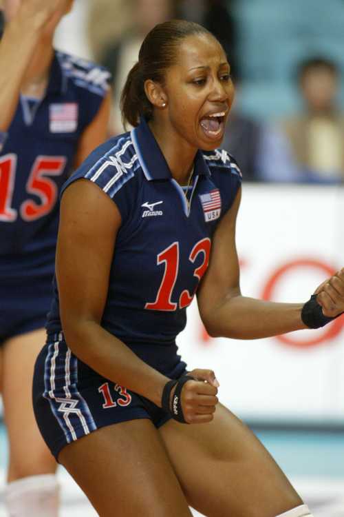 Who are some famous female vollyball players?
