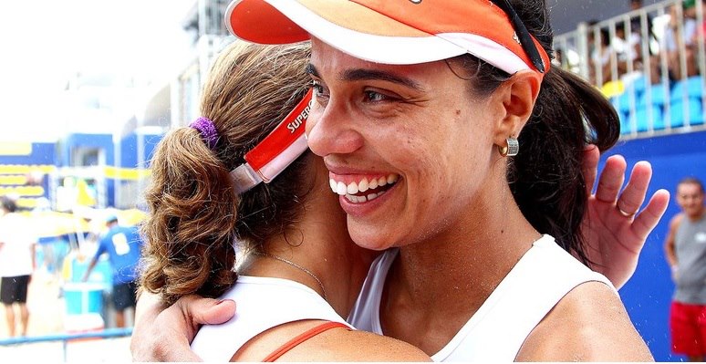 Larissa and Juliana beach volleyball 2