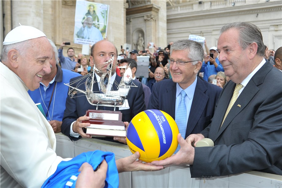 pope francis volleyball