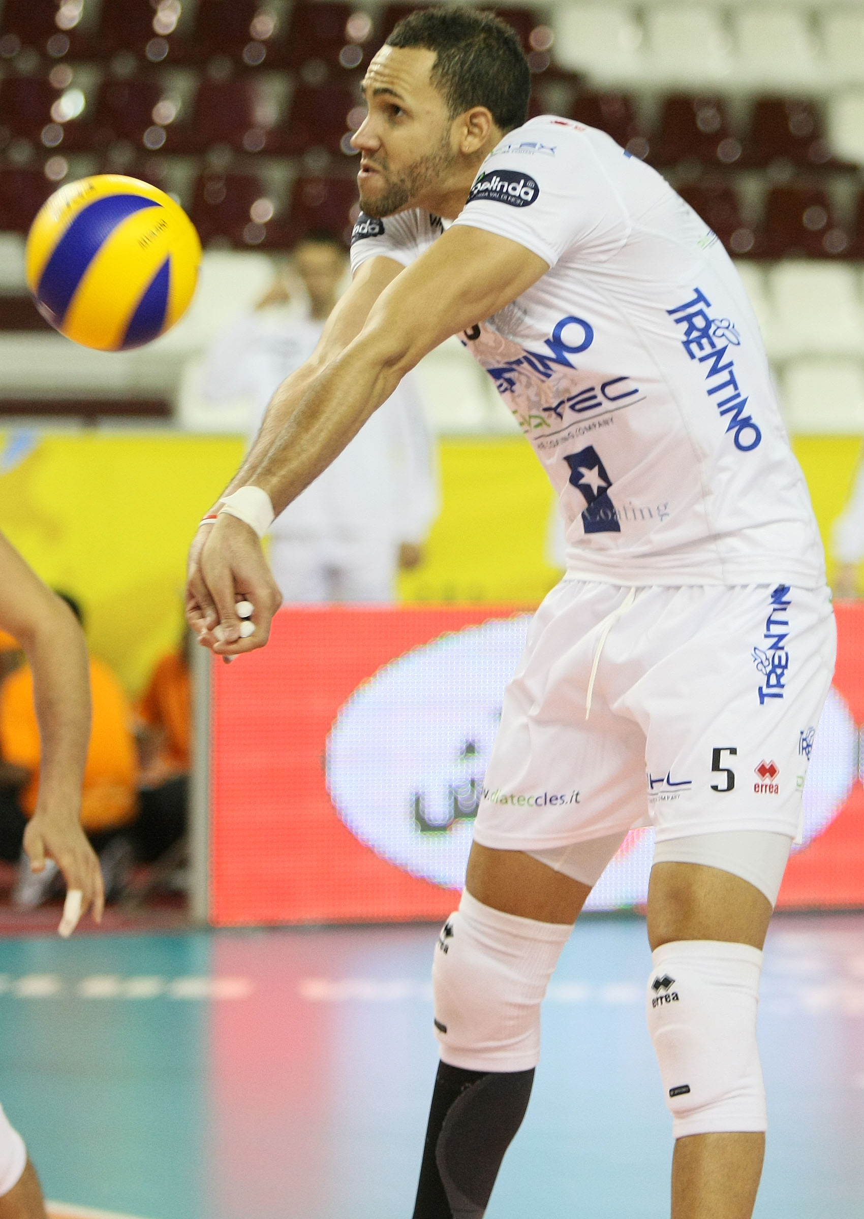 osmany juantorena best volleyball player cuba 2