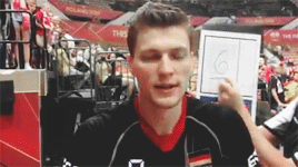 tumblr_ntg3x4RF4a1rw4fuxo3_r1_400