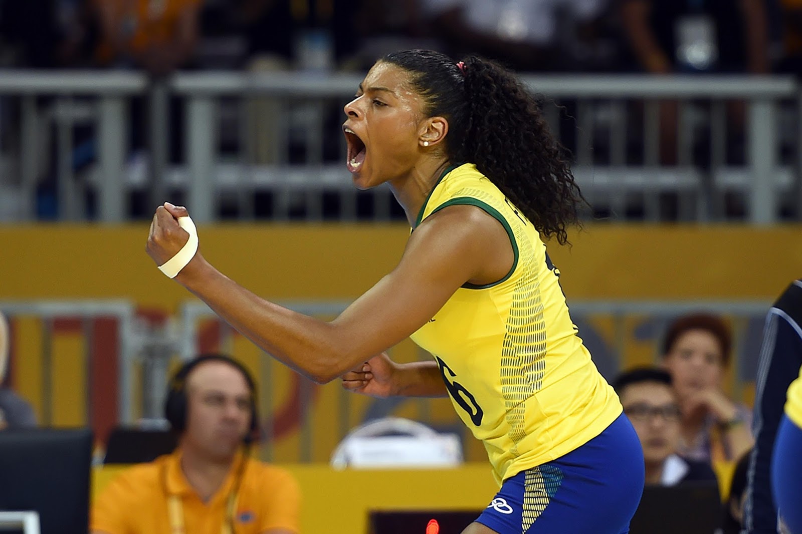 best brazilian volleyball player fe garay 6