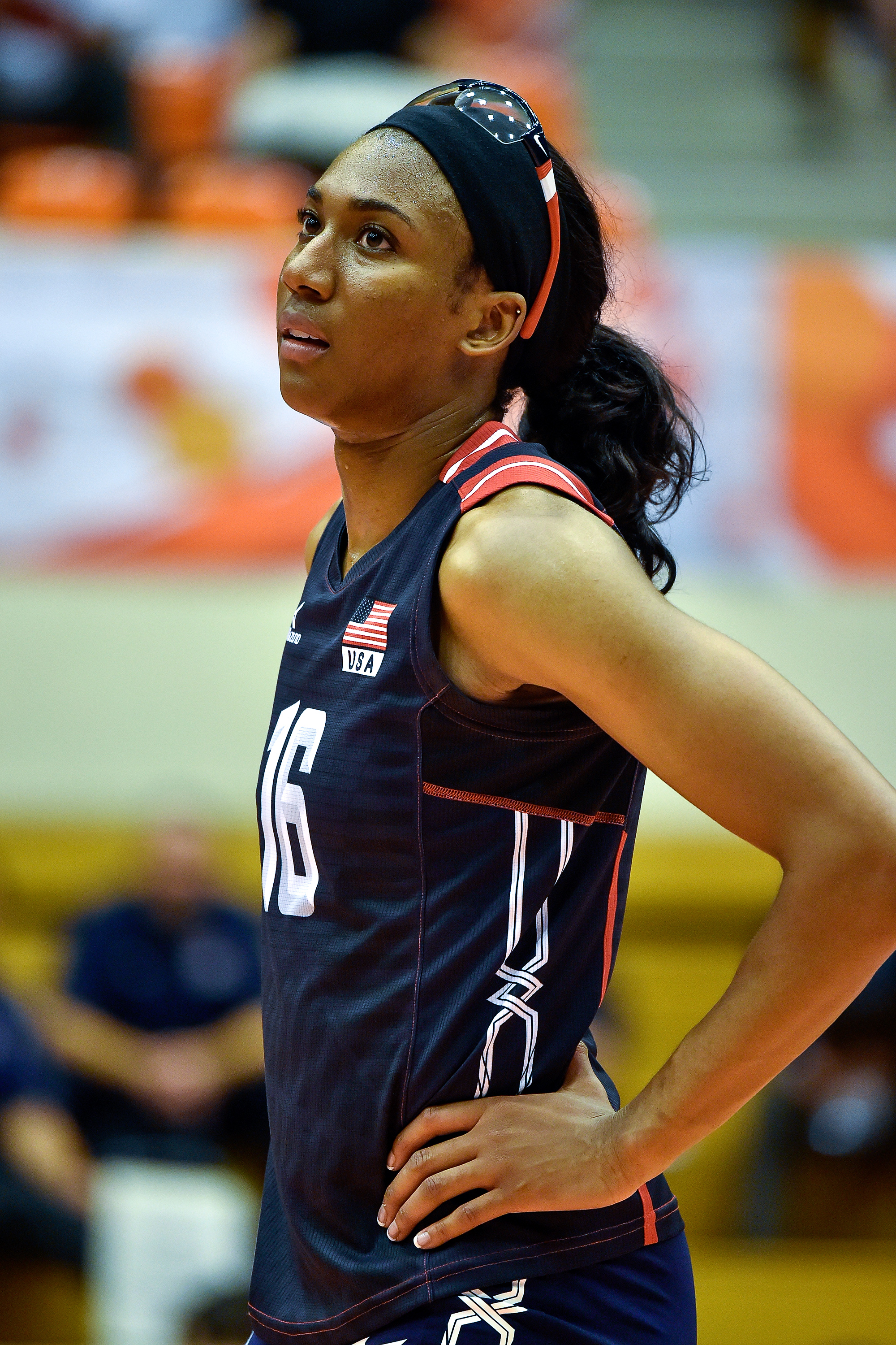 best middle blocker volleyball foluke akinradewo