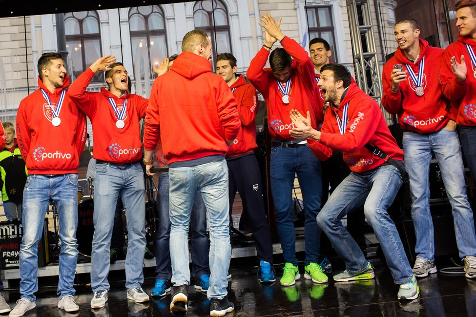 tine urnaut klemen cebulj mitja gasparini slovenia volleyball team 7