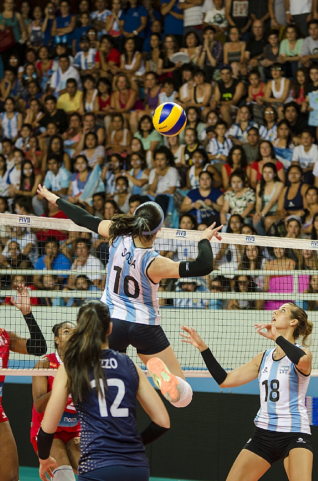yael castiglione argentina volleyball 4