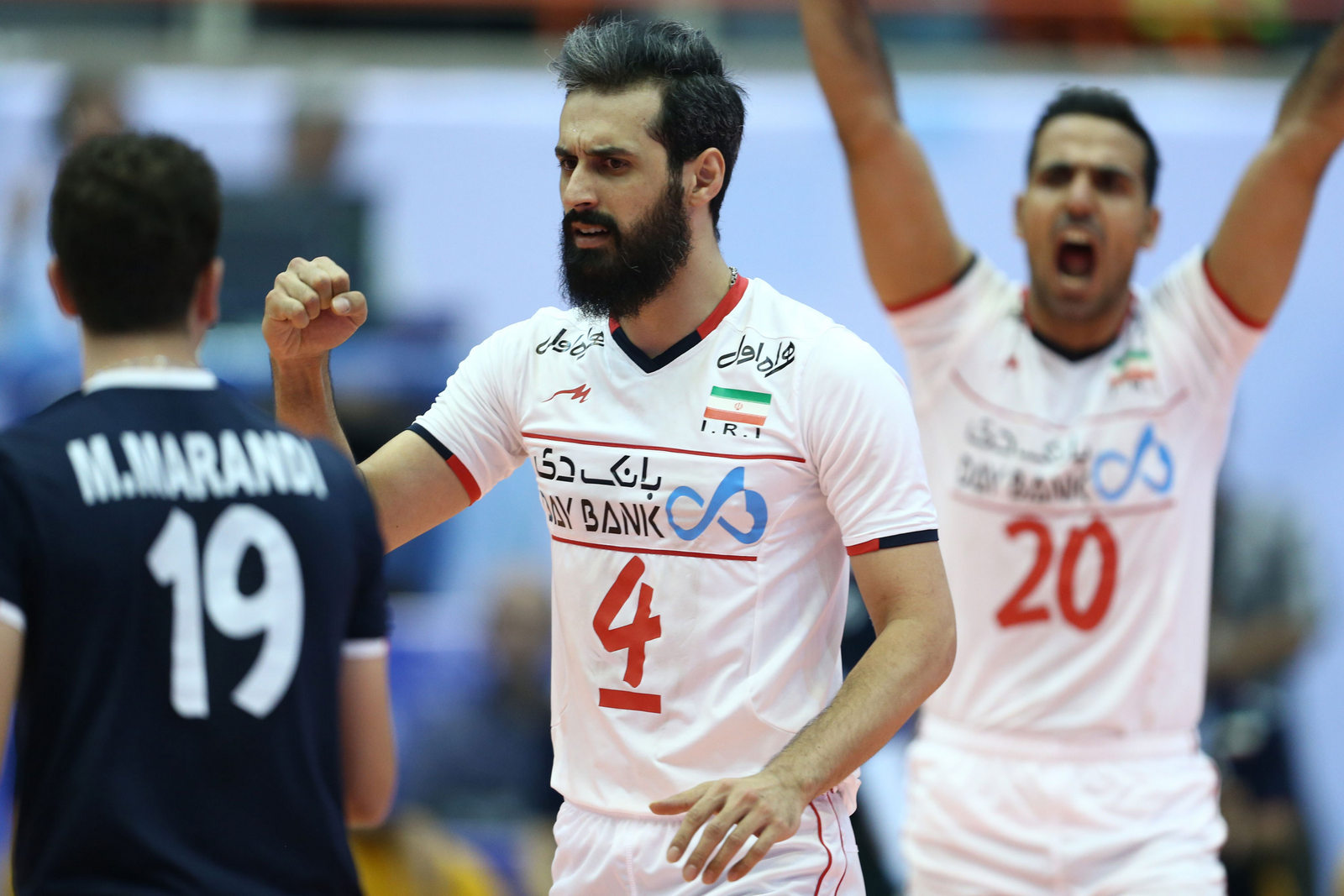 IranianPlayershappyoverwinningaset