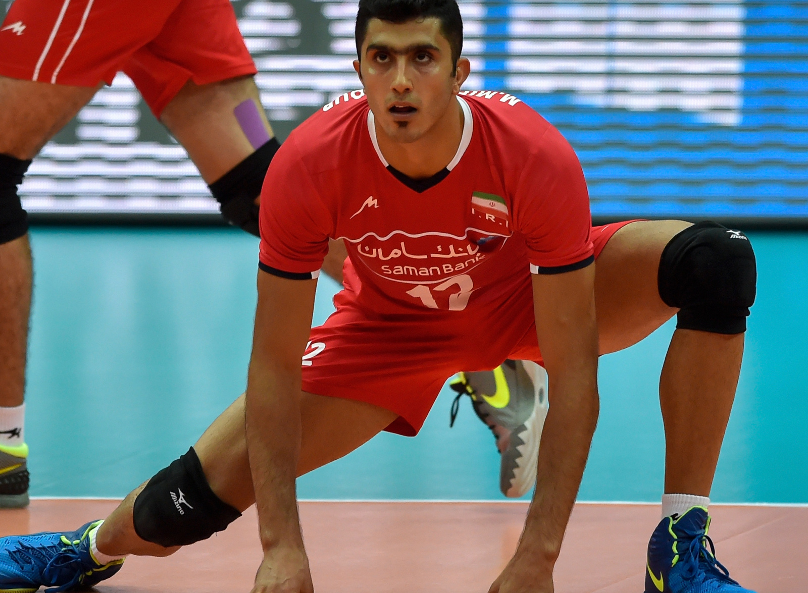 Volleyball Tip Of The Day How Players Avoid Knee Pain